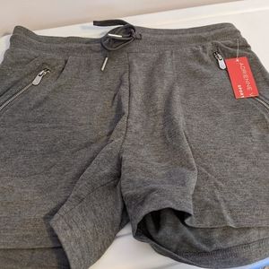 Activewear shorts